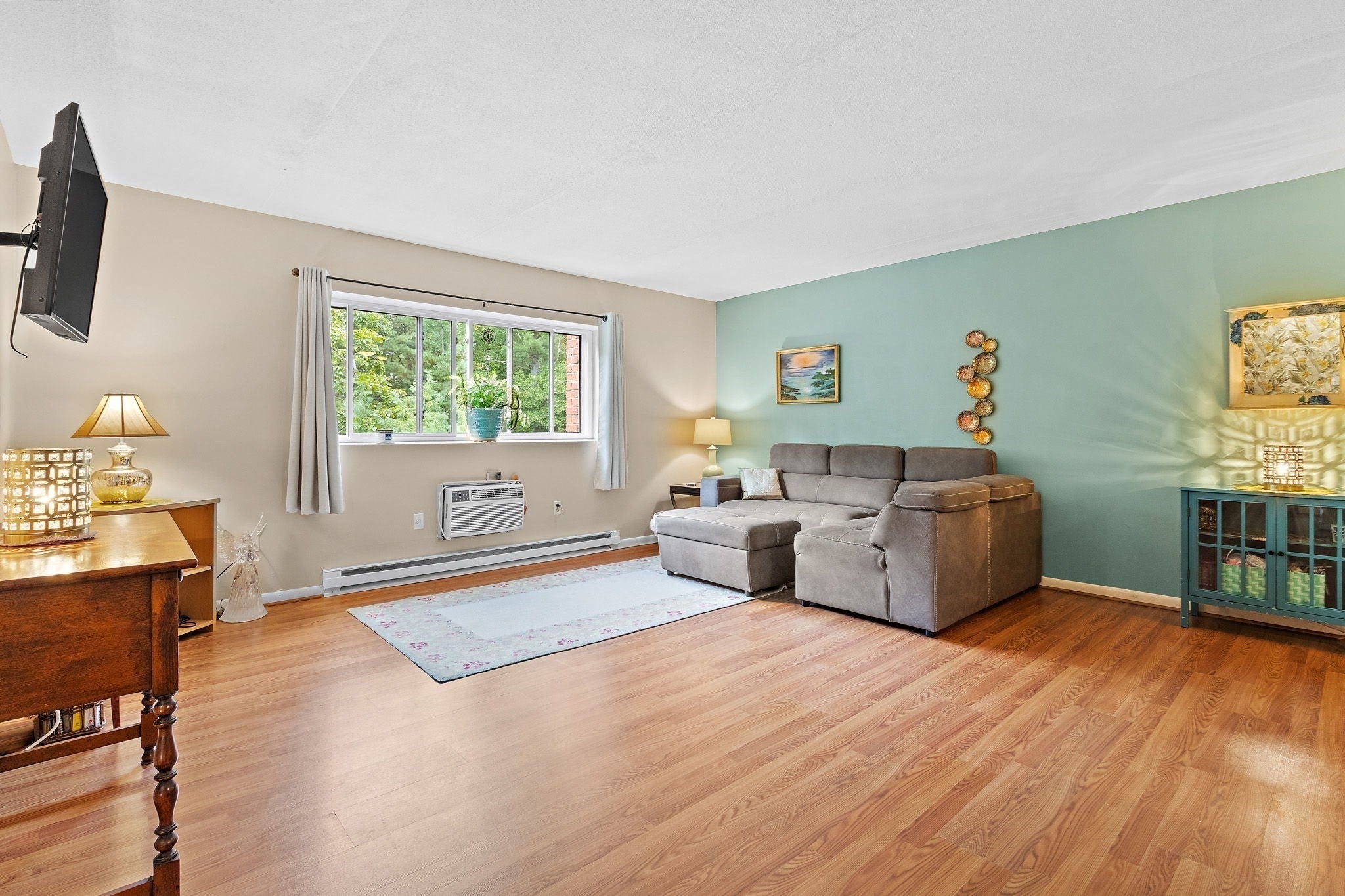 49 Windsor Dr 301