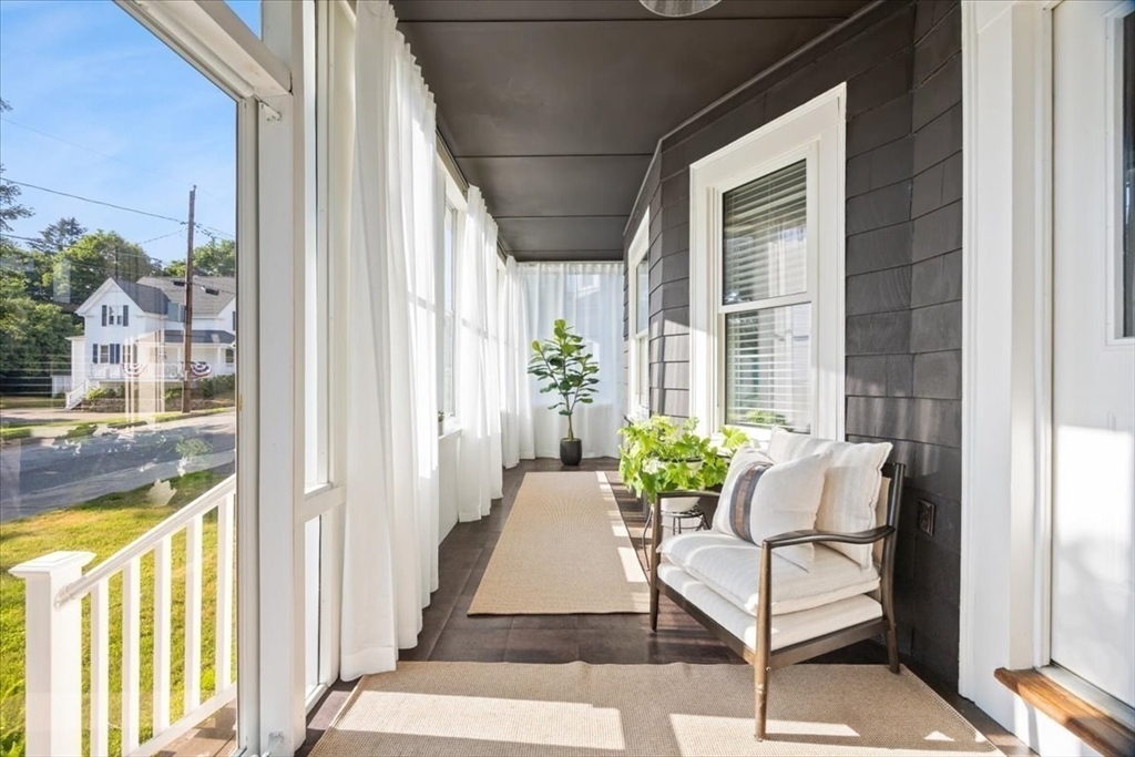 32 Seaver Street
