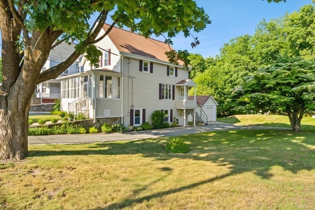 32 Seaver Street