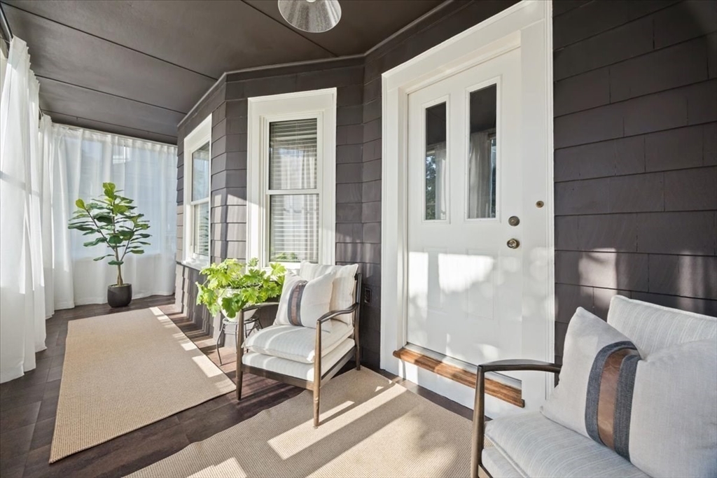 32 Seaver Street