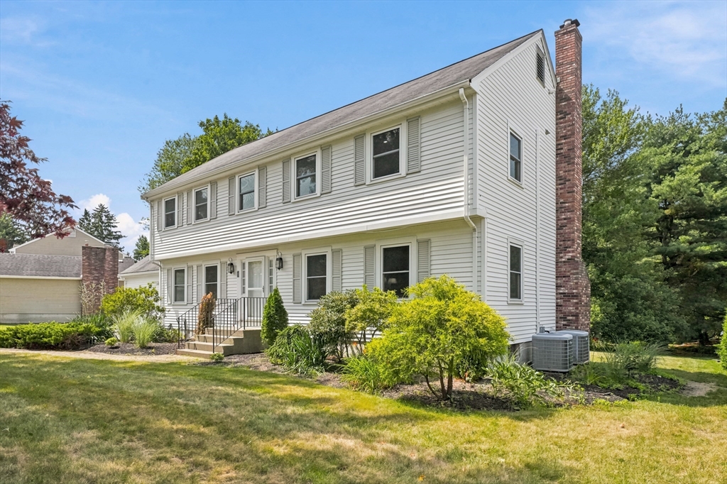 8 Flanagan Drive, Framingham, MA Photo #2