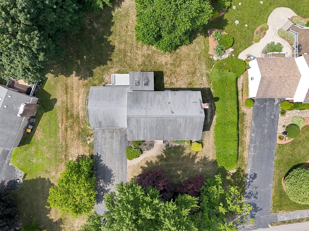 8 Flanagan Drive, Framingham, MA Photo #41
