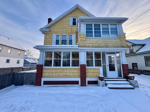 Photo of 58-60 Brookline Ave, Holyoke, MA 01040 (MLS # 73459772)