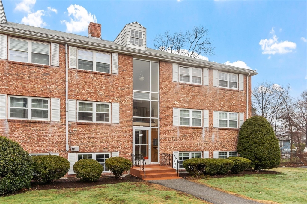 80 Edgelawn Avenue 6