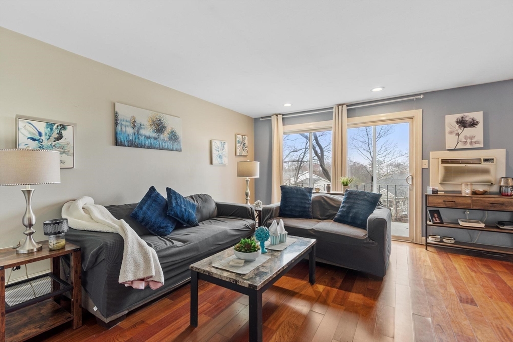 80 Edgelawn Avenue 6