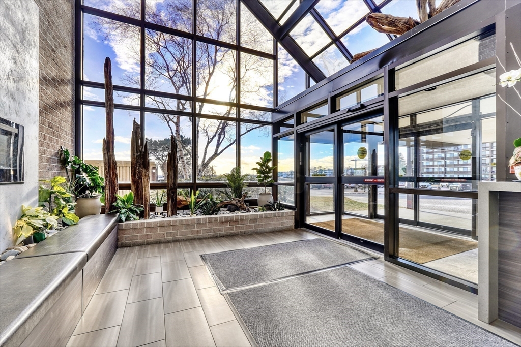 1 Seal Harbor 210