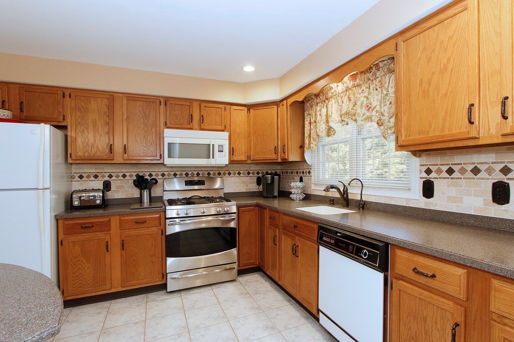 163 Ashley Lane #163, Middleboro, MA, 163 Ashley Lane #163, Middleboro, MA Photo #11
