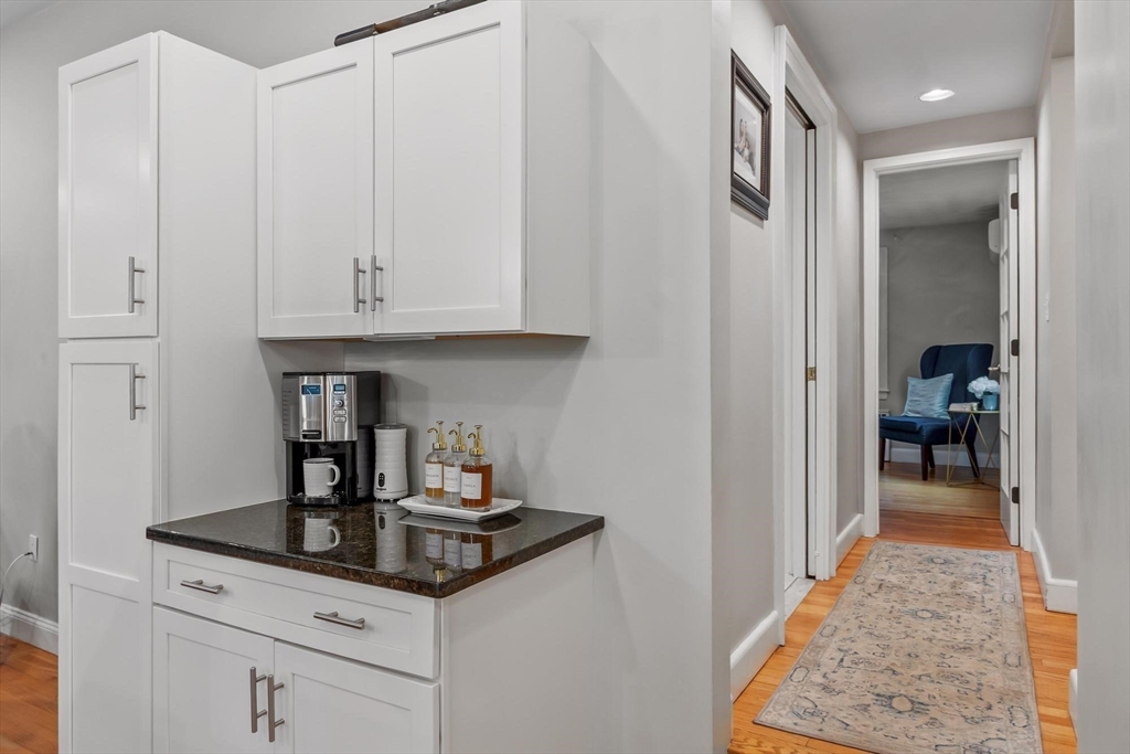 152 Oak Street, Reading, MA Photo #14