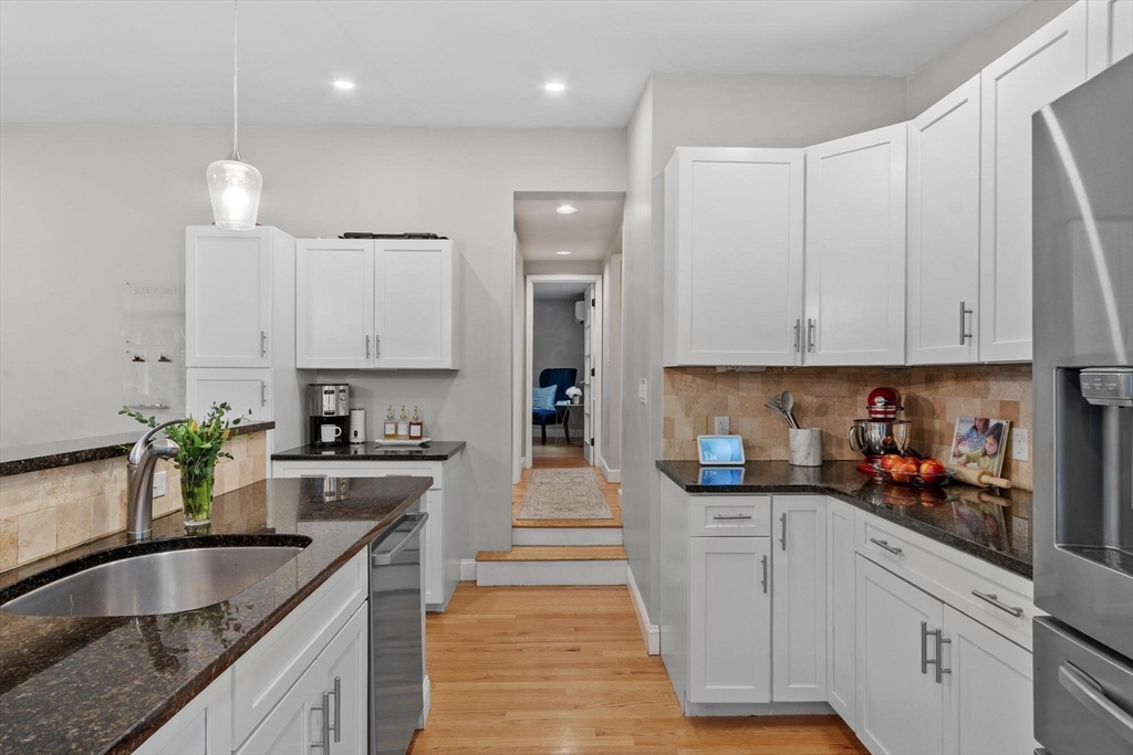152 Oak Street, Reading, MA Photo #12