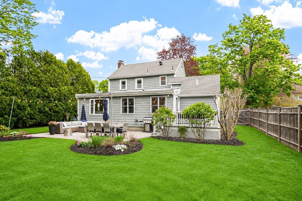 152 Oak Street, Reading, MA Photo #38