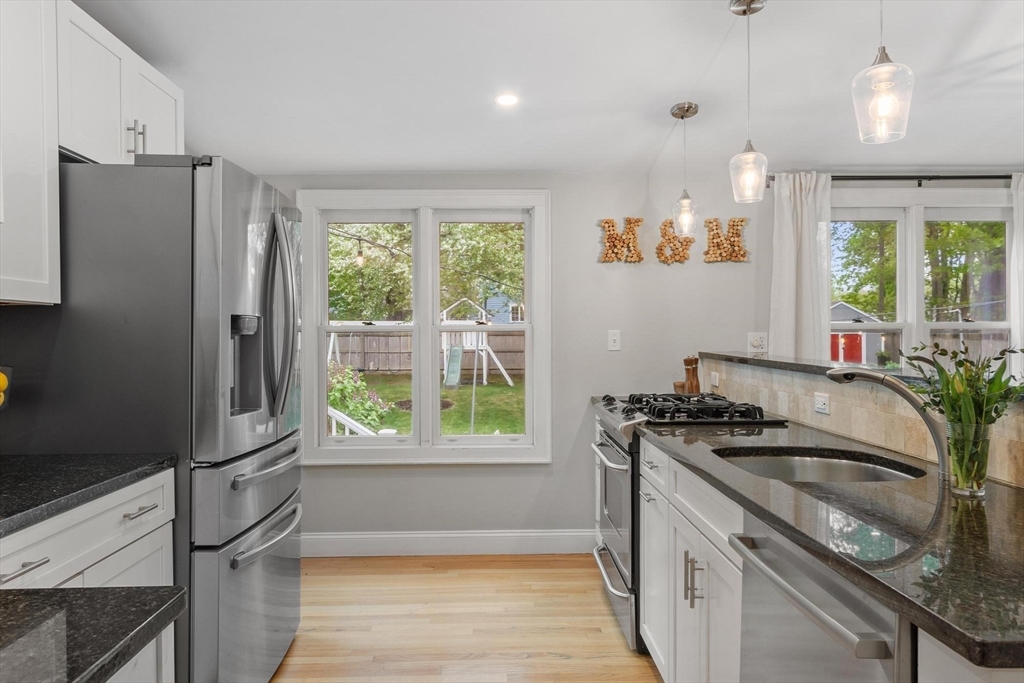 152 Oak Street, Reading, MA Photo #11
