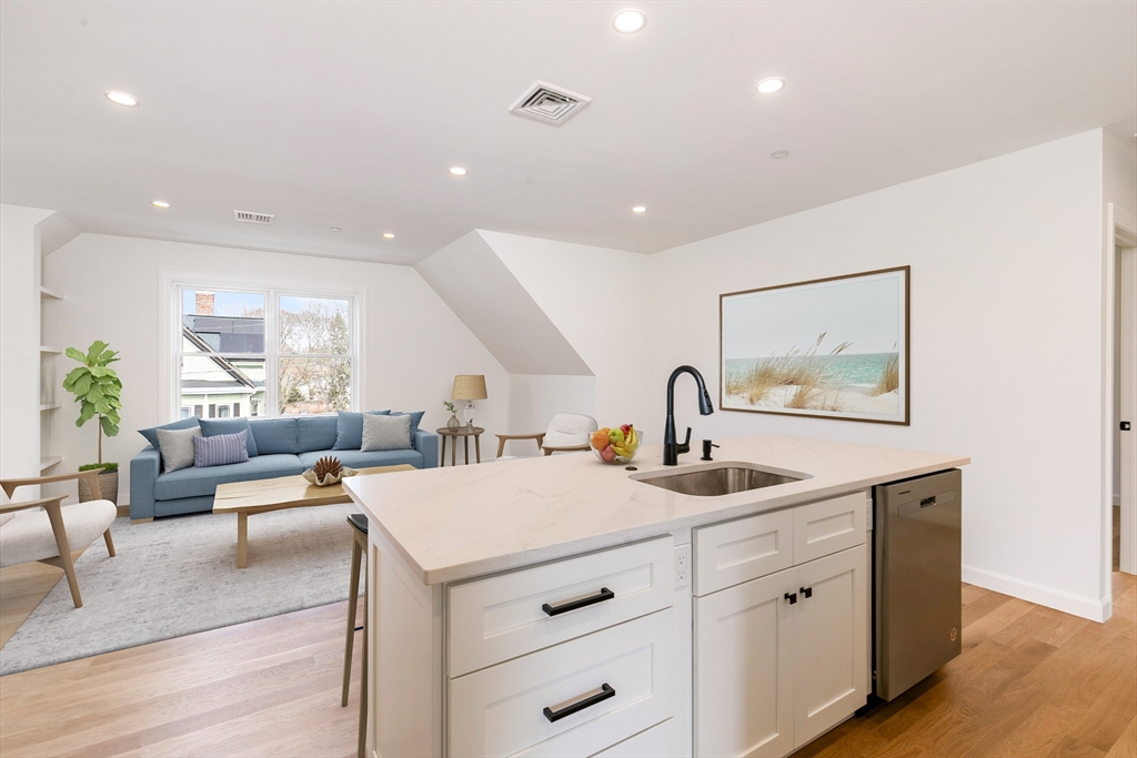 106 Broadway 3