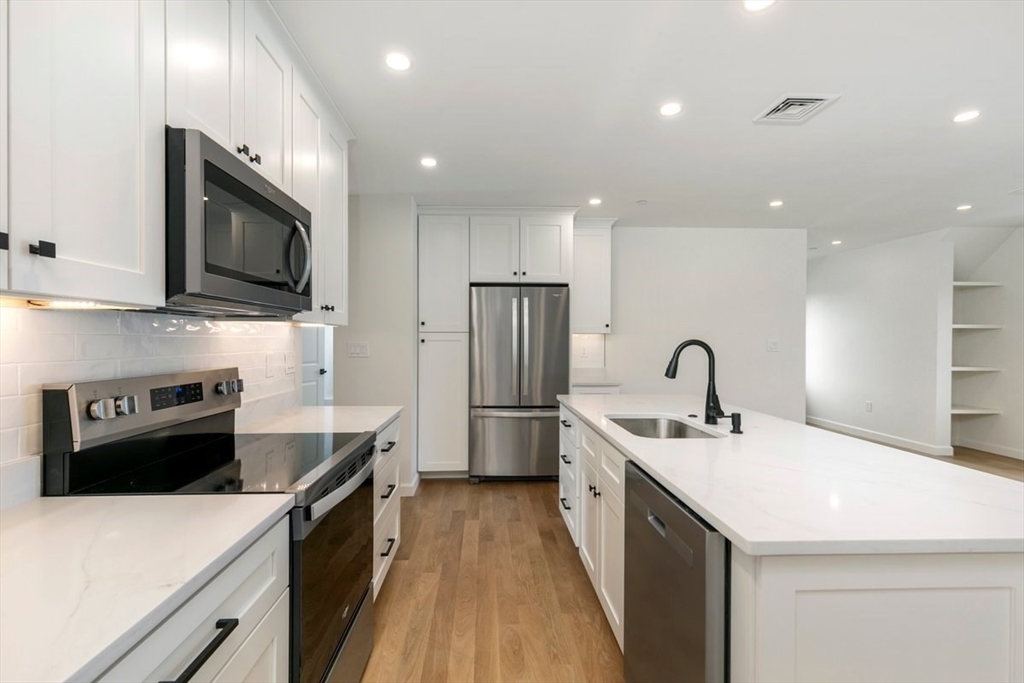 106 Broadway 3