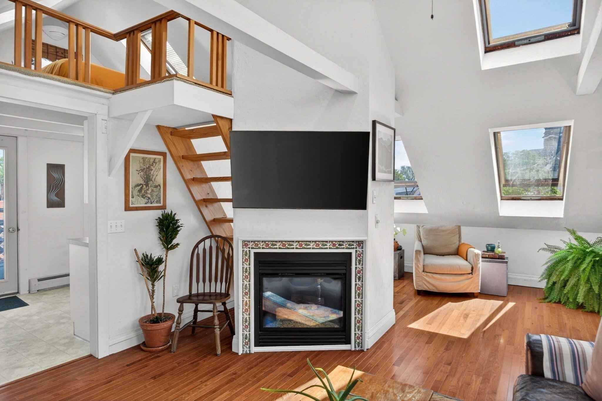 127 Bradford Street #4, Provincetown, MA, 127 Bradford Street #4, Provincetown, MA Photo #1