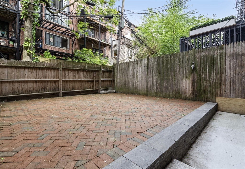 93 Waltham St 1