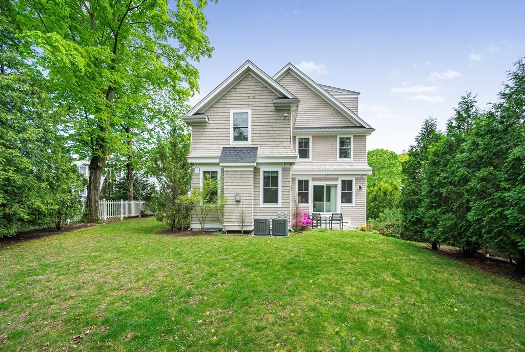 7 Bemis Rd