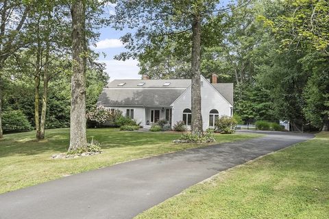 22 Kettle Hole Road Bolton MA 01740