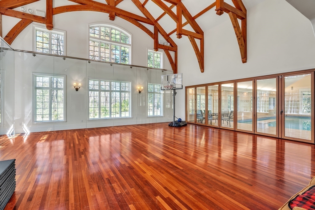 Dover, Massachusetts 02030, United States, 6 Bedrooms Bedrooms, ,8 BathroomsBathrooms,Residential,Active,132997