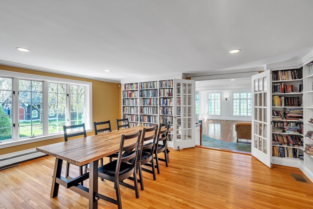 Dover, Massachusetts 02030, United States, 6 Bedrooms Bedrooms, ,8 BathroomsBathrooms,Residential,Active,132997