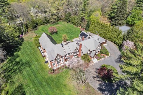 12 Old Meadow Rd Dover MA 02030