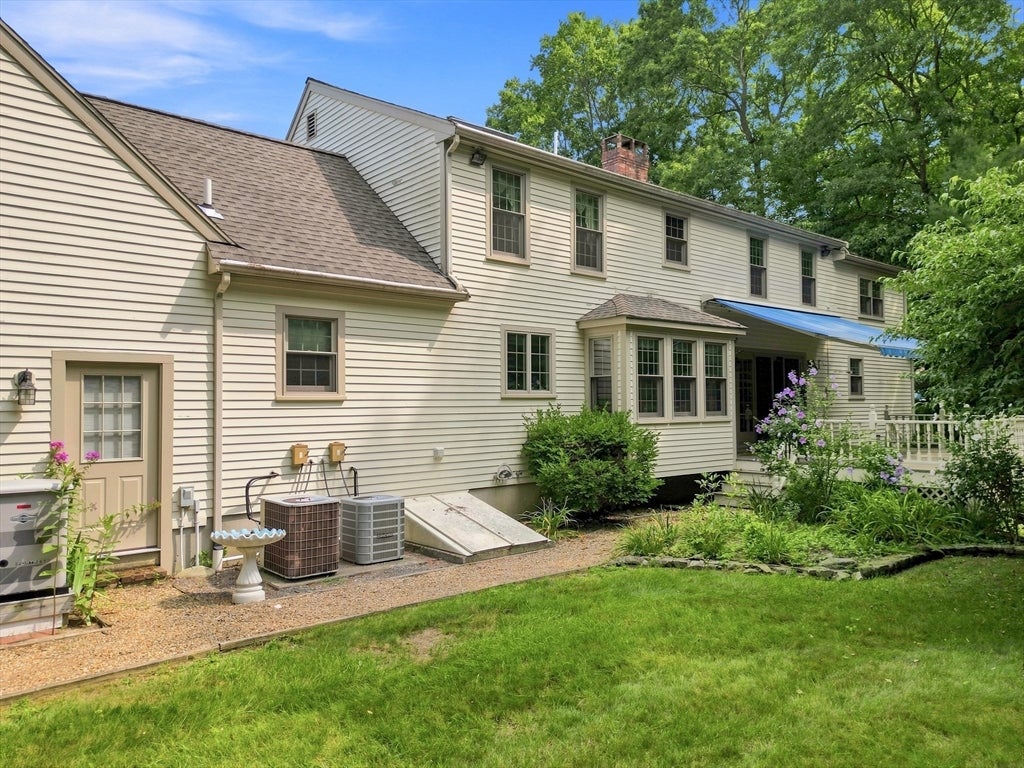 45 Boxwood Lane, Bridgewater, MA, 45 Boxwood Lane, Bridgewater, MA Photo #4