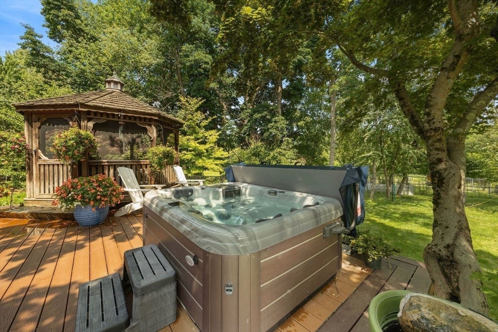 60 Main Rd, Westhampton, MA, 60 Main Rd, Westhampton, MA Photo #18