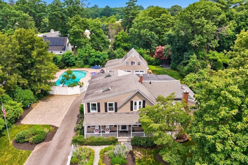 39 Ryder Lane