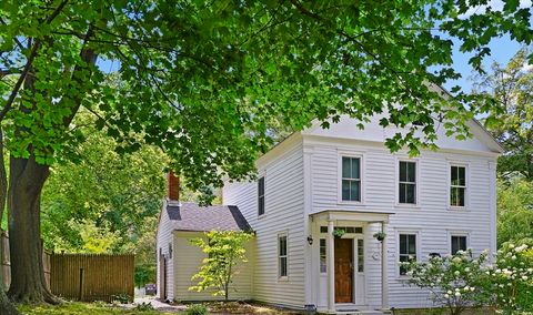 1574-1579 Pleasant St Lee MA 01238