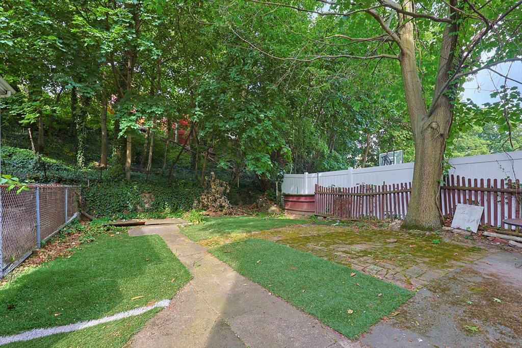 21 John St