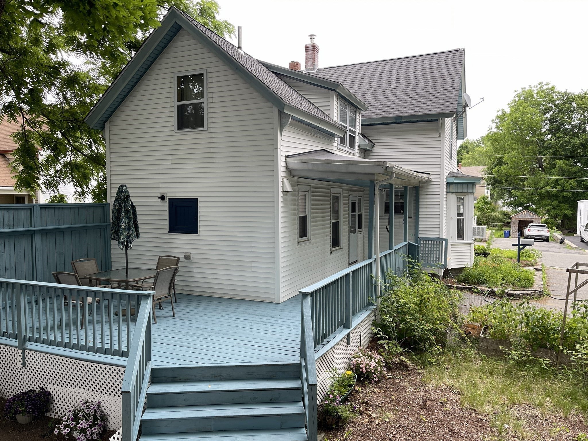 42 Vine Street, Leominster MA 01453