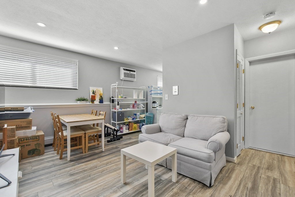 180-A River Street 10