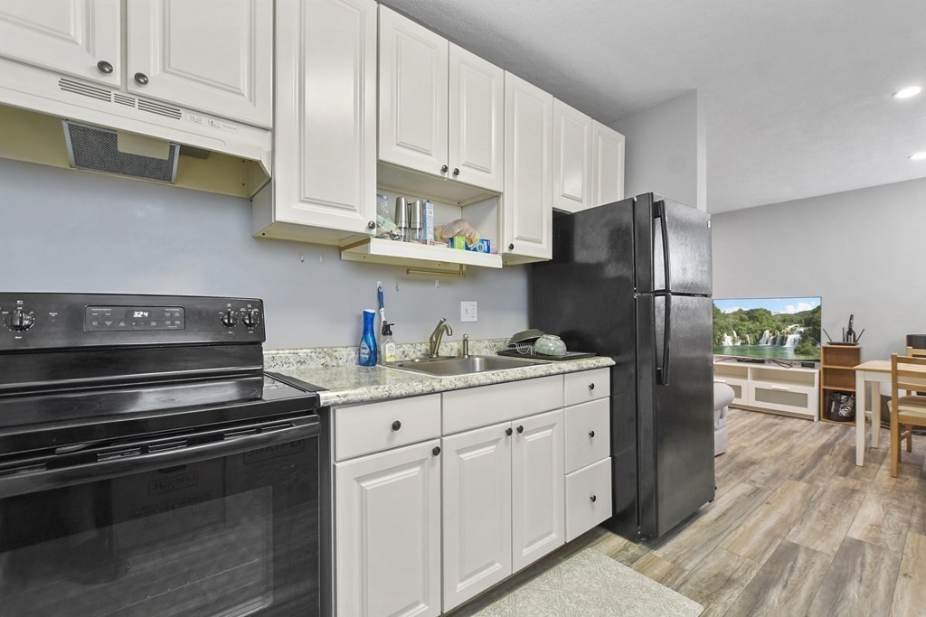 180-A River Street 10