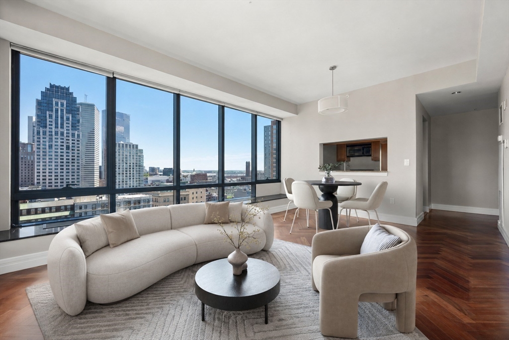 2 Avery Street 19G