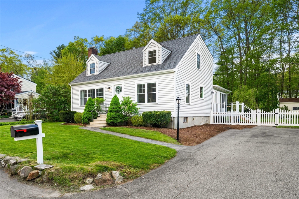 14 Walnut Rd