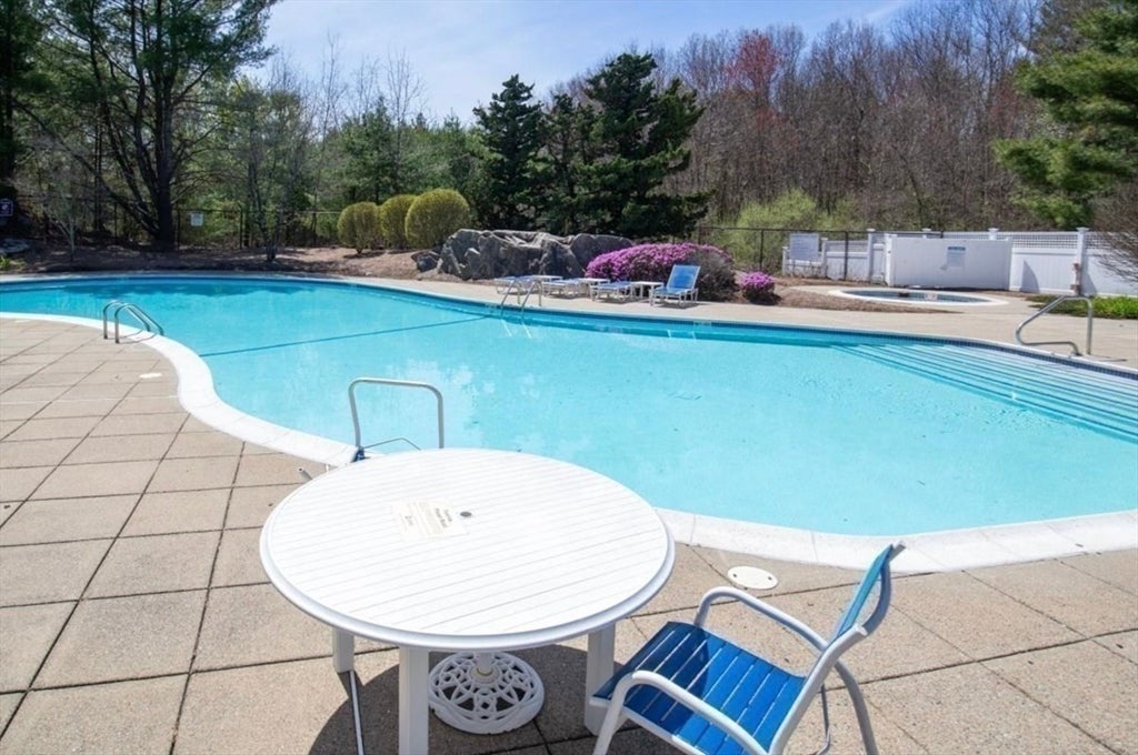 70 Cannon Forge Drive #70, Foxboro, MA, 70 Cannon Forge Drive #70, Foxboro, MA Photo #32