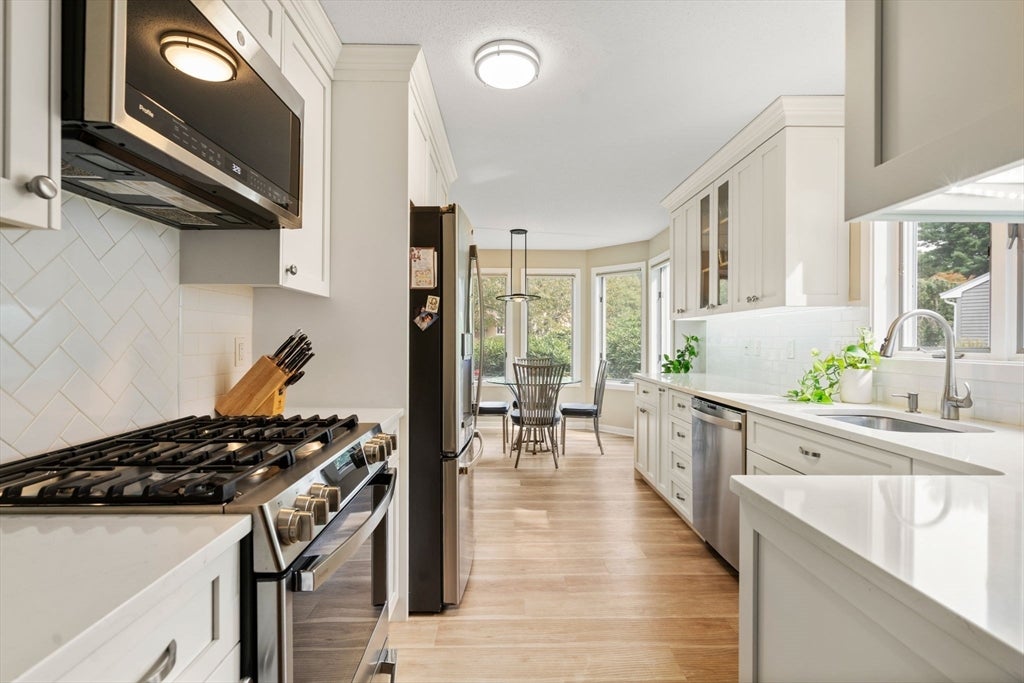 70 Cannon Forge Drive #70, Foxboro, MA, 70 Cannon Forge Drive #70, Foxboro, MA Photo #9