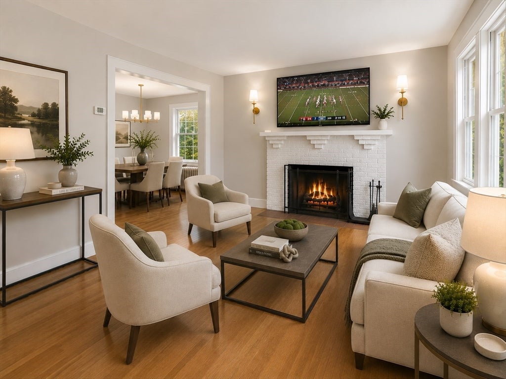 Photo of 10-12 Auburn St, Waltham, MA