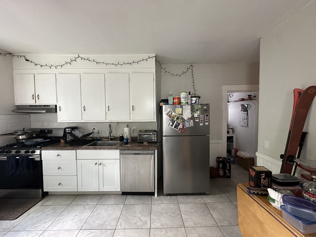 51 College Ave #1, Somerville, MA Photo #11