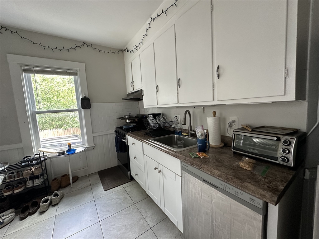 51 College Ave #1, Somerville, MA Photo #12