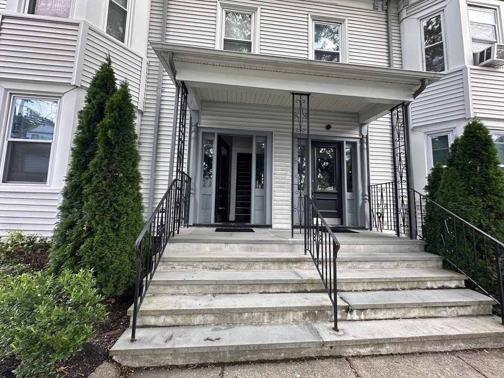 51 College Ave #1, Somerville, MA Photo #1