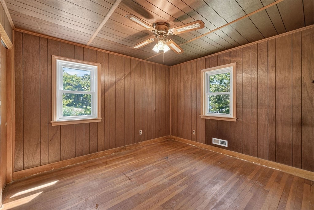 1 Vincent St, Middleboro, MA, 1 Vincent St, Middleboro, MA Photo #26