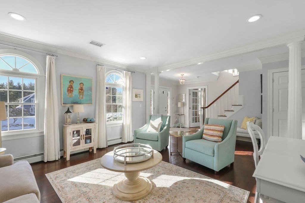 12 Meeting House Rd.