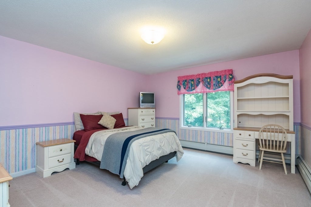 82 Mountain View Dr, Belchertown, MA, 82 Mountain View Dr, Belchertown, MA Photo #42