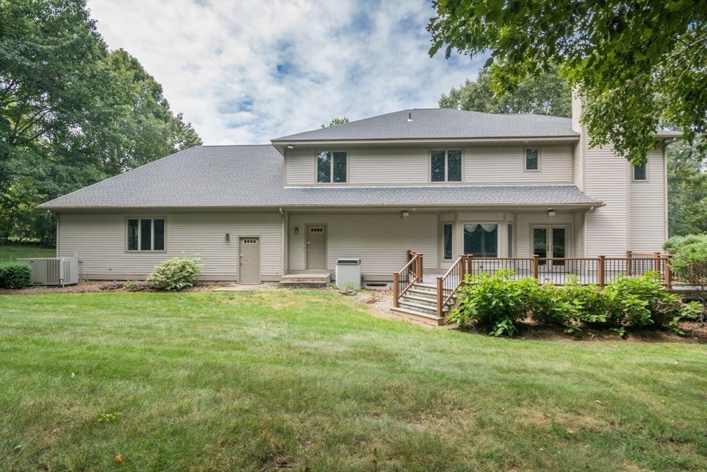 82 Mountain View Dr, Belchertown, MA, 82 Mountain View Dr, Belchertown, MA Photo #7