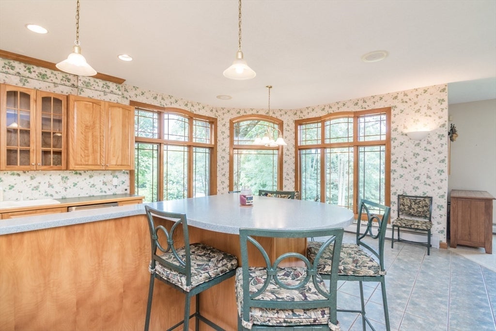 82 Mountain View Dr, Belchertown, MA, 82 Mountain View Dr, Belchertown, MA Photo #22