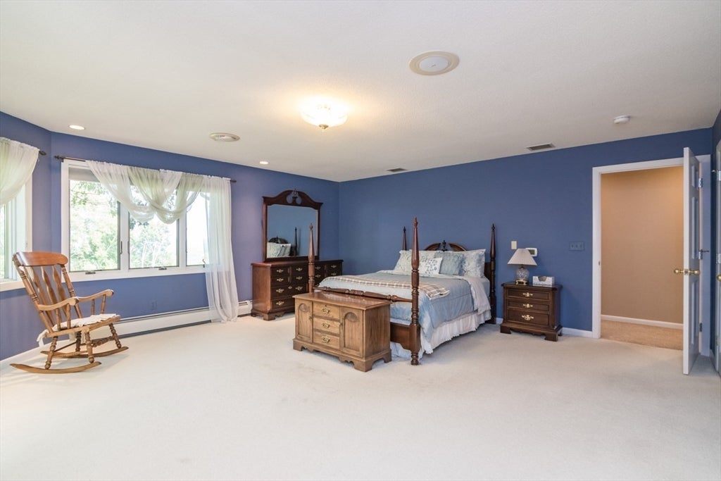 82 Mountain View Dr, Belchertown, MA, 82 Mountain View Dr, Belchertown, MA Photo #35