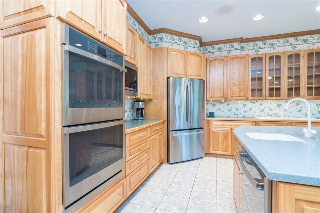 82 Mountain View Dr, Belchertown, MA, 82 Mountain View Dr, Belchertown, MA Photo #21
