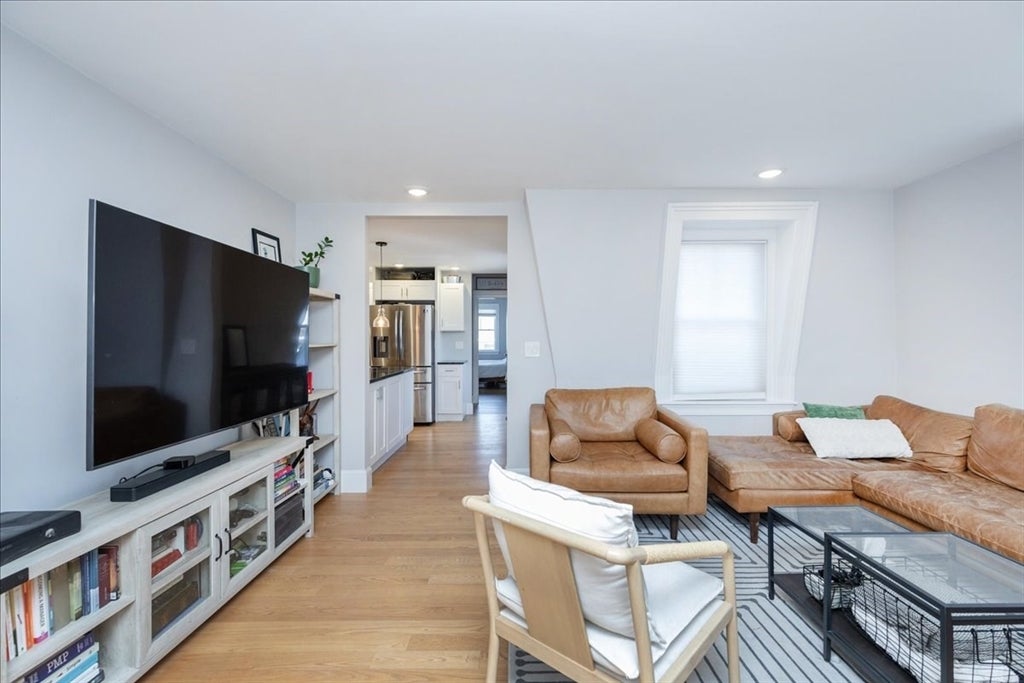 13 Putnam St #2, Danvers, MA Photo #6