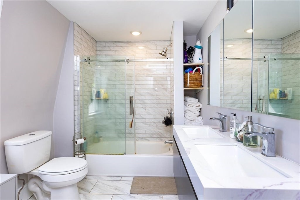 13 Putnam St #2, Danvers, MA Photo #20