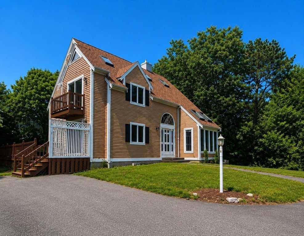 131 Whippoorwill Cir, Mashpee, MA Photo #1